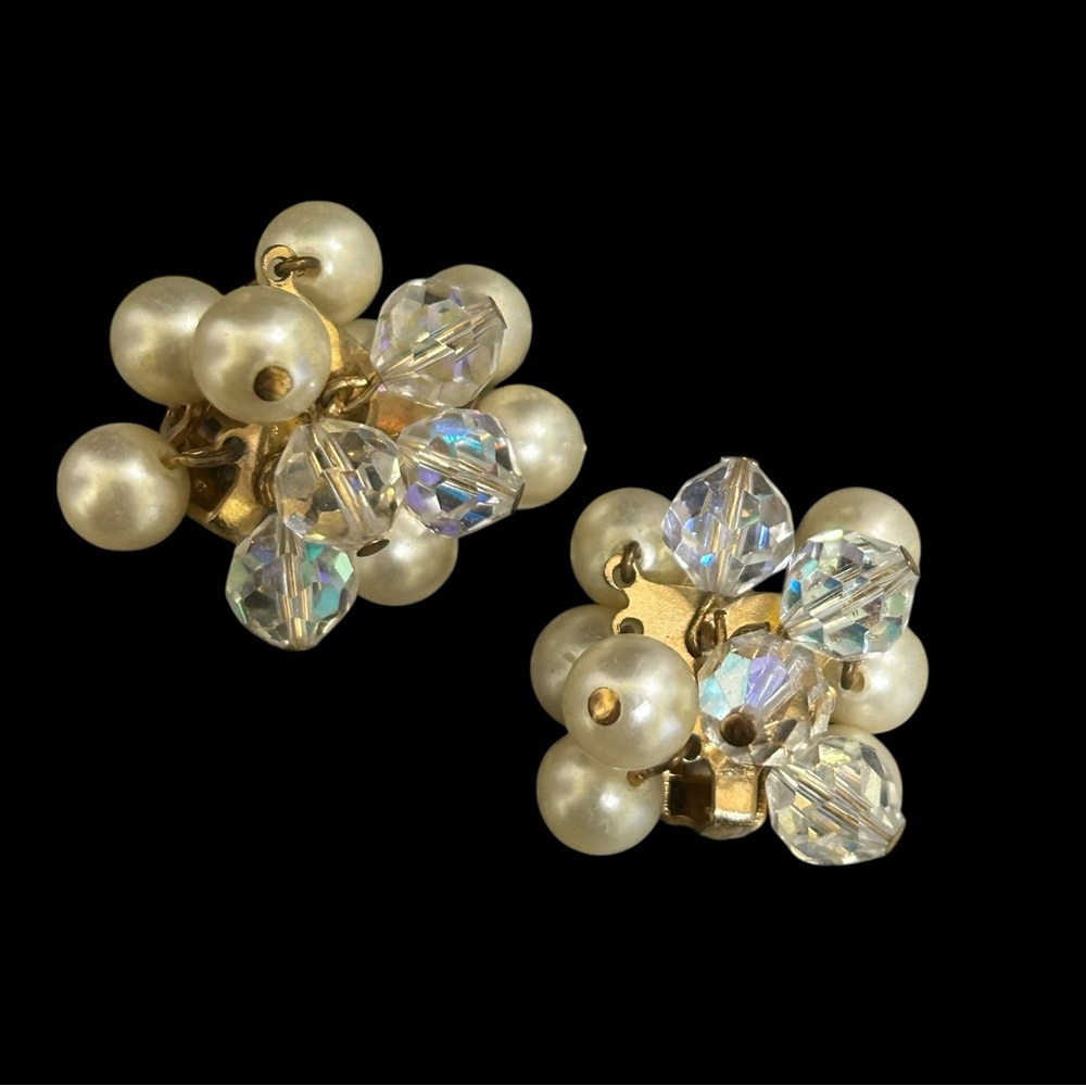 Vintage Elegant Faux Pearl AB Crystal Cluster Clip On Earrings